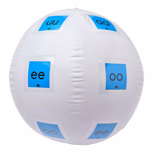 strandbal met vakjes